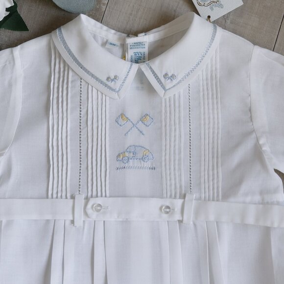 Feltman Brothers Boy's Heirloom White Romper Creeper RARE DESIGN Race Car NWT - Picture 2 of 4